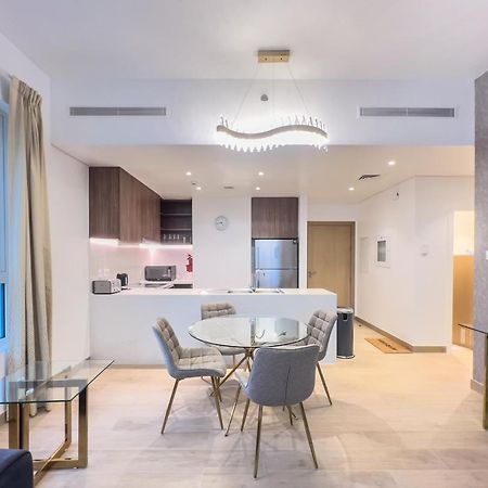 Lovely 2-Bedroom Vacation Home Near Beach 迪拜 外观 照片