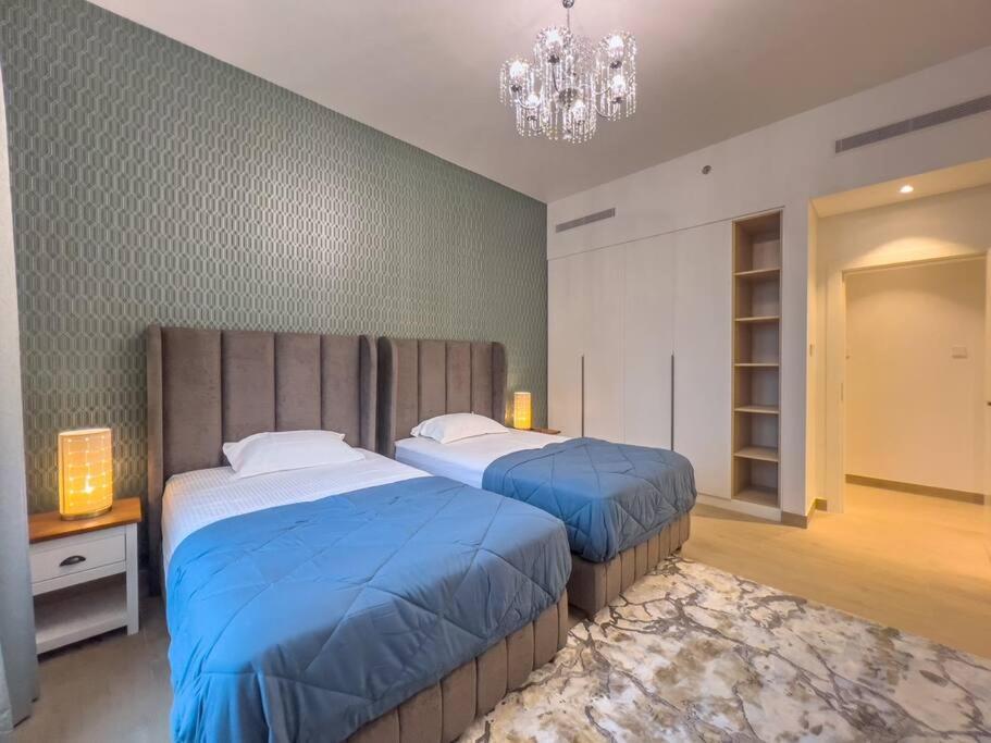 Lovely 2-Bedroom Vacation Home Near Beach 迪拜 外观 照片