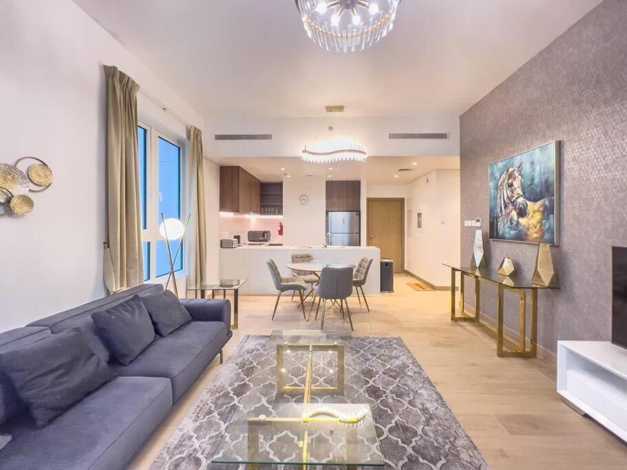 Lovely 2-Bedroom Vacation Home Near Beach 迪拜 外观 照片